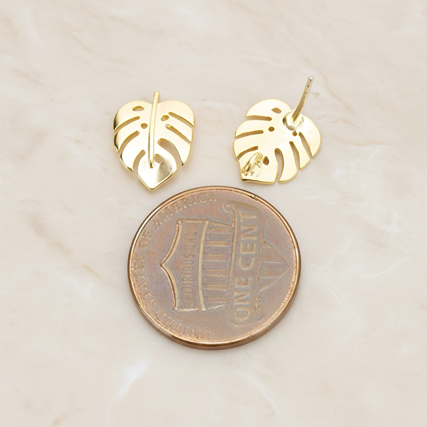 Small Monstera Realistic Leaf Ear Post, 2 Pc (ER.439)