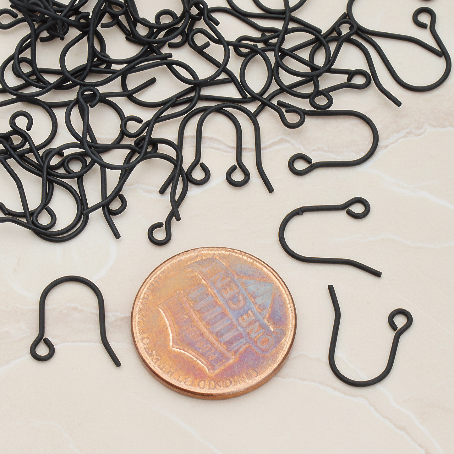 Small French Earwire, 60 Pc - detail view 1 (ER.653)