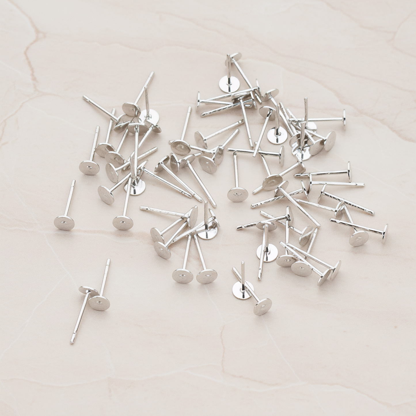 Round Pad with 925 Sterling Silver Ear Post, 12 Pc - 4mm (ER.873)