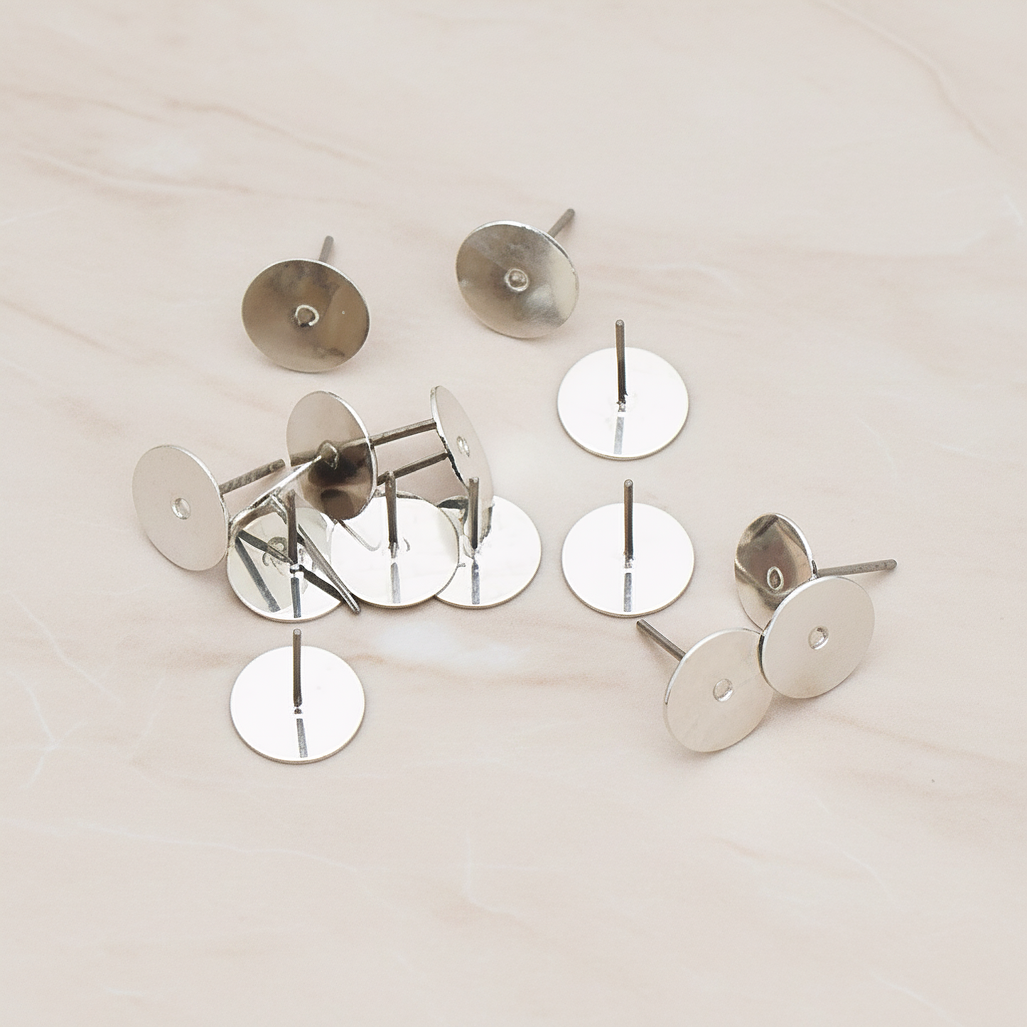 Round Pad with Rhodium Plated Ear Post, 8 Pc (ER.874)