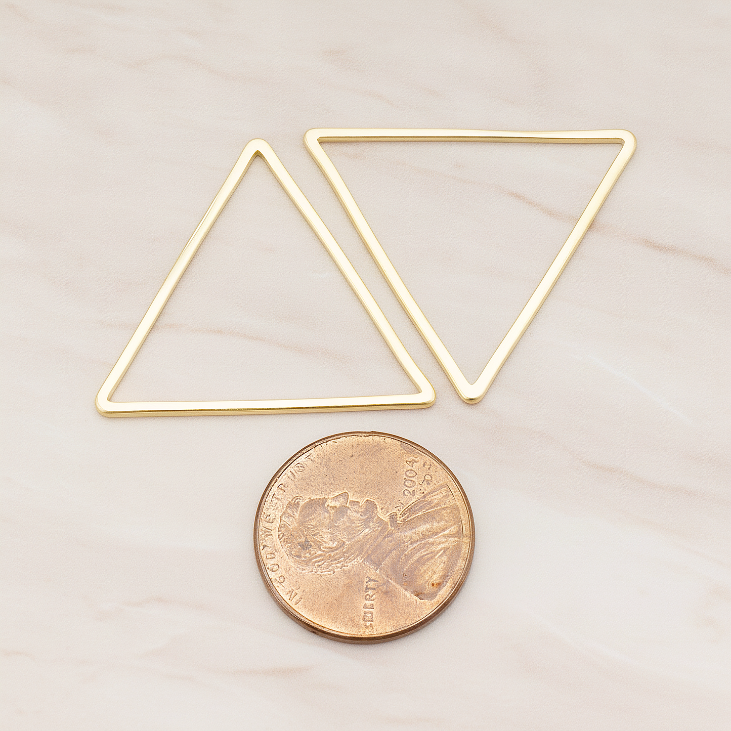 30mm Triangle Link Pendant, 2 Pc on warm marble background (PD.1009-05)