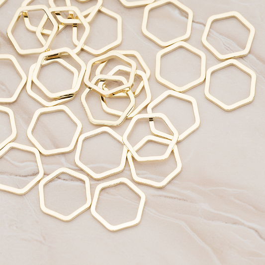 10mm Hexagon Link Pendant, 6 Pc on warm marble background (PD.1010-01)