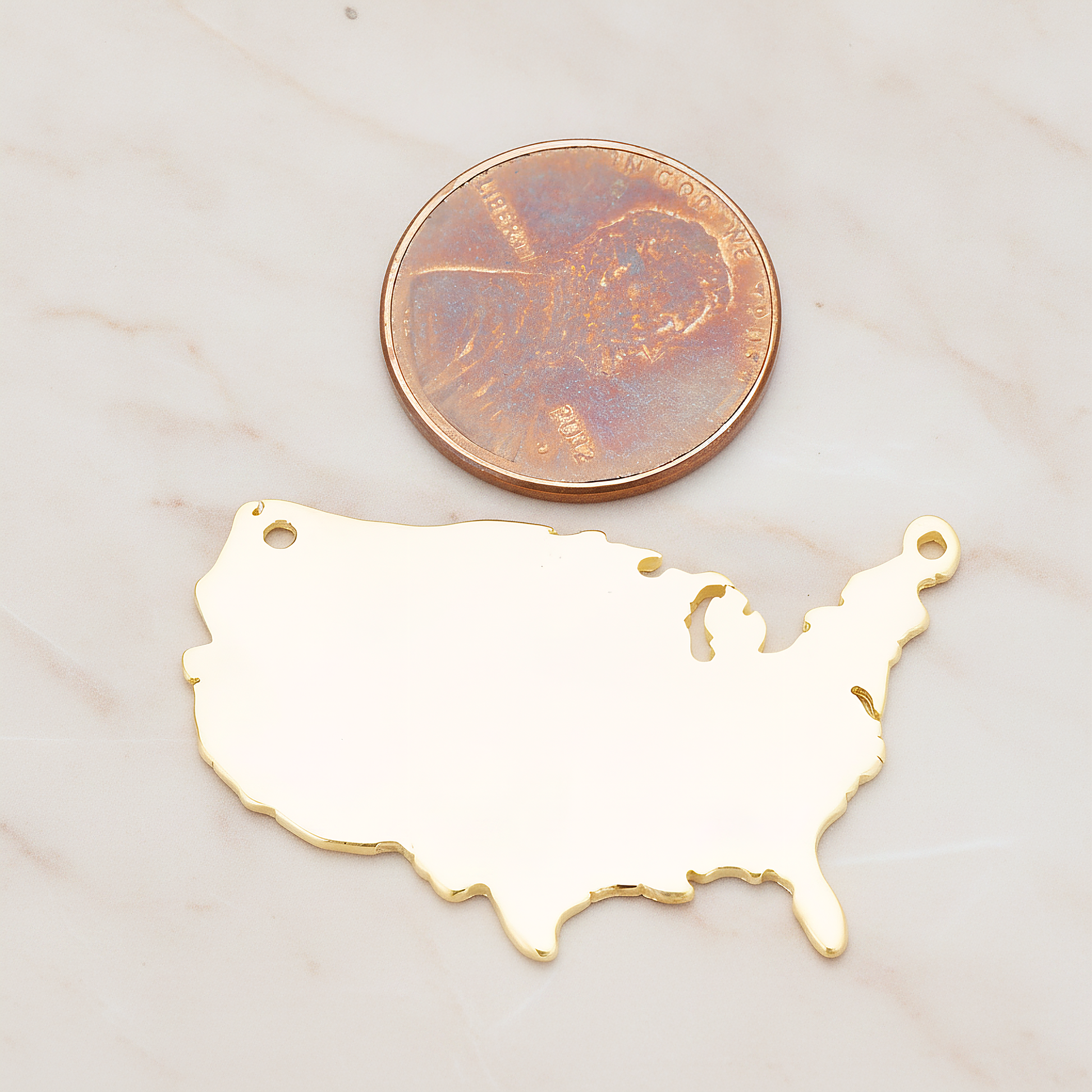 USA Shaped Pendant, 1 Pc on warm marble background (PD.1033)