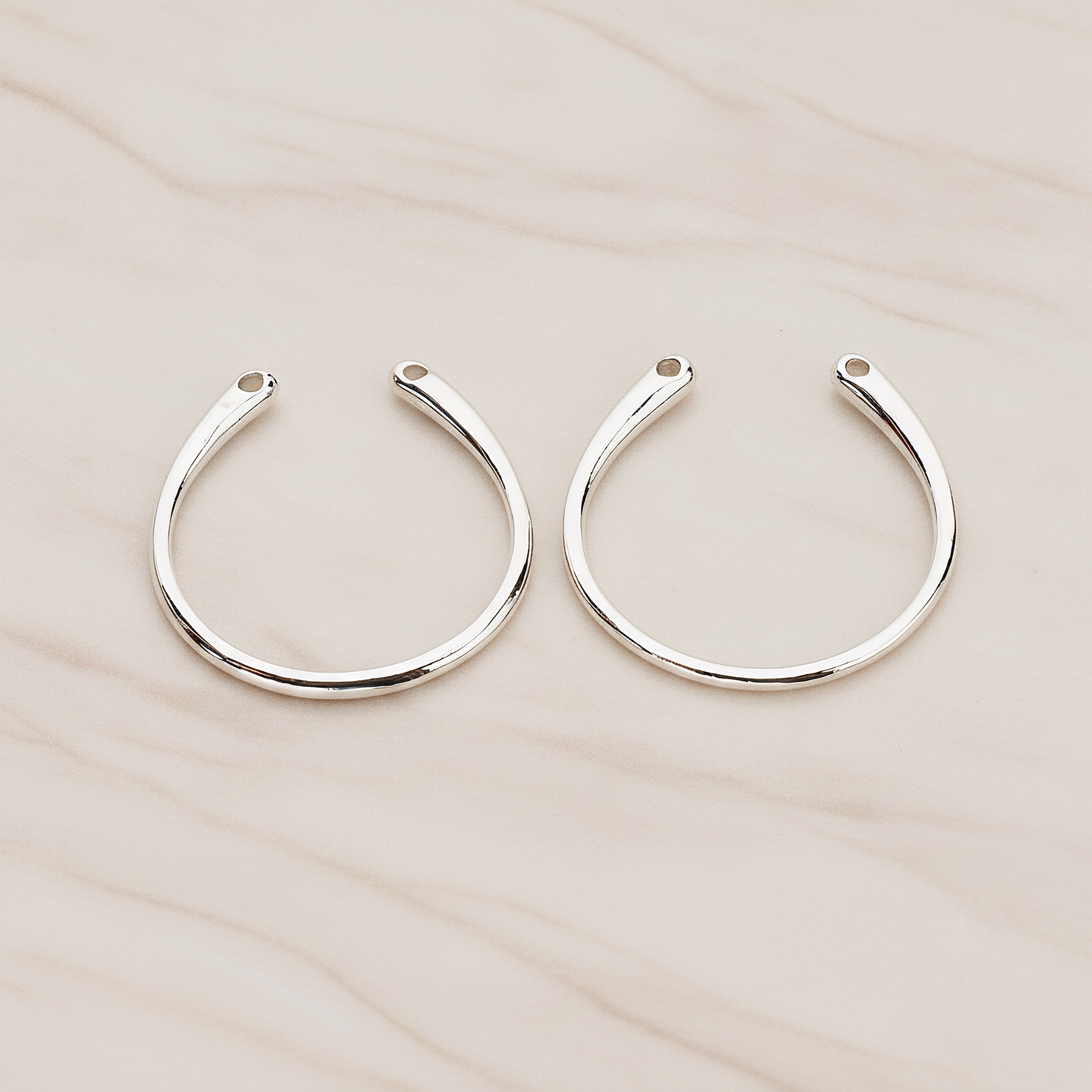 Round Circle Pendant, 2 Pc on warm marble background (PD.1048)