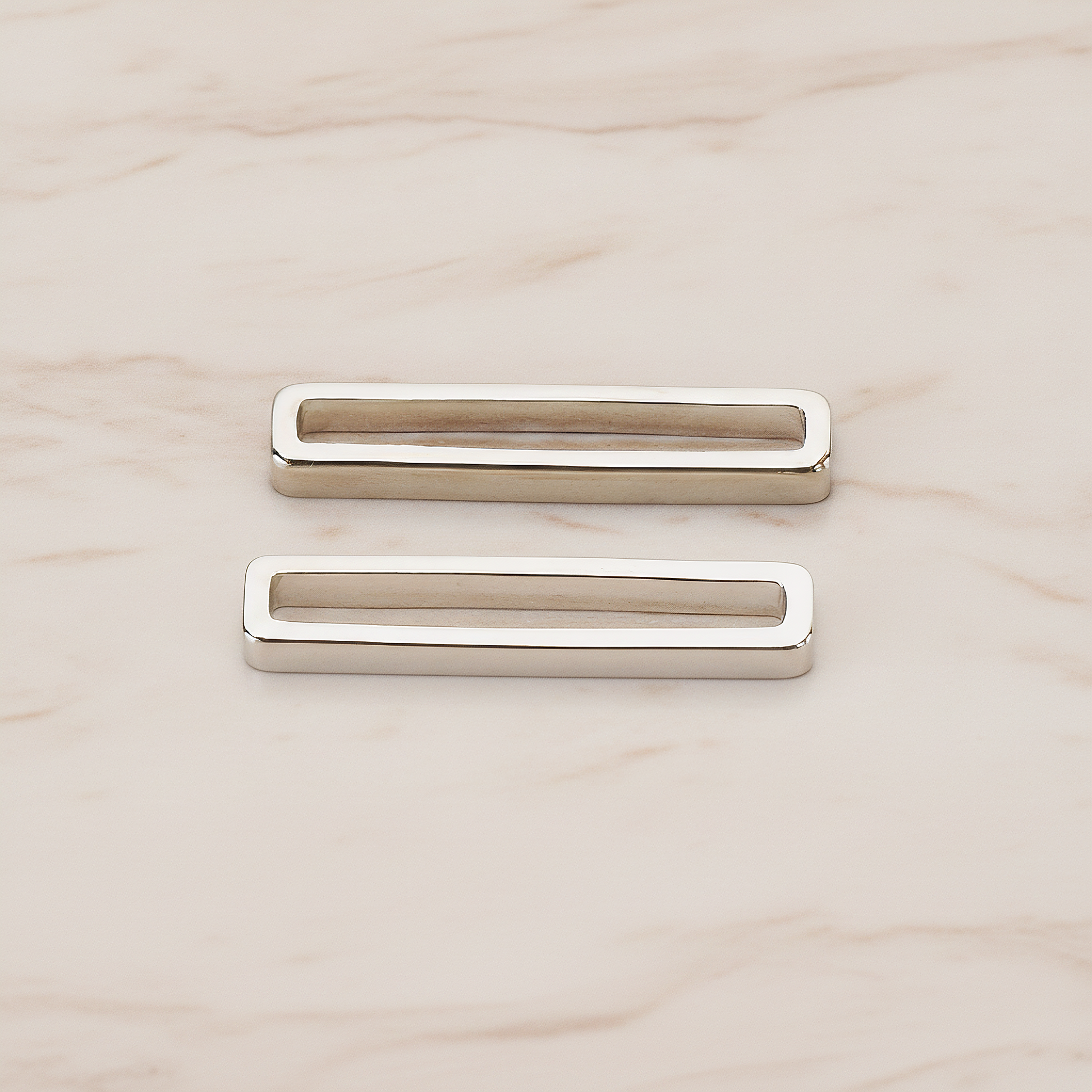 Rectangle Link Pendant, 4 Pc on warm marble background (PD.1058)