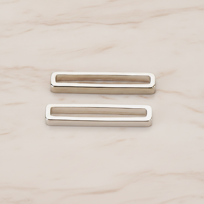 Rectangle Link Pendant, 4 Pc on warm marble background (PD.1058)