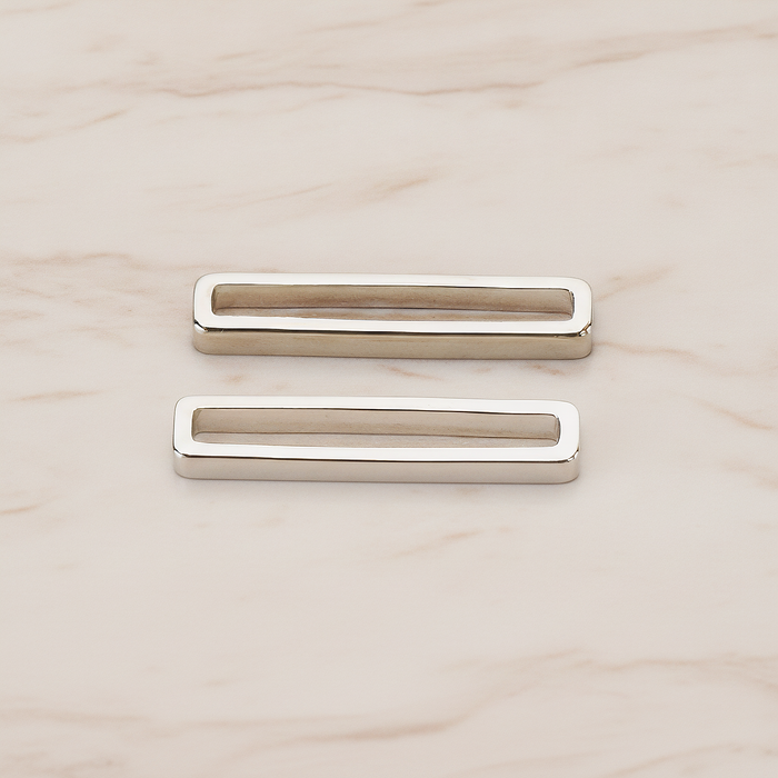 Rectangle Link Pendant, 4 Pc on warm marble background (PD.1058)