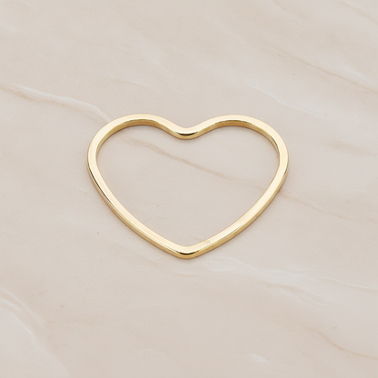 Heart Shaped Link Pendant, 4 Pc on warm marble background (PD.1060)
