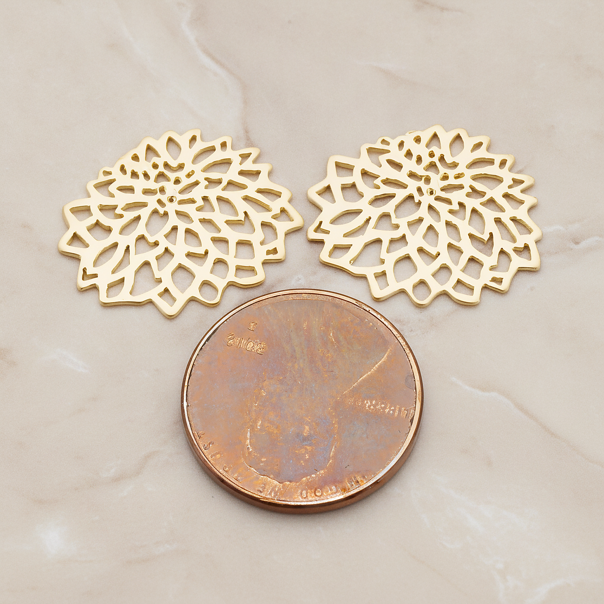Mum Flower Silhouette Pendant, 2 Pc on warm marble background (PD.1075)