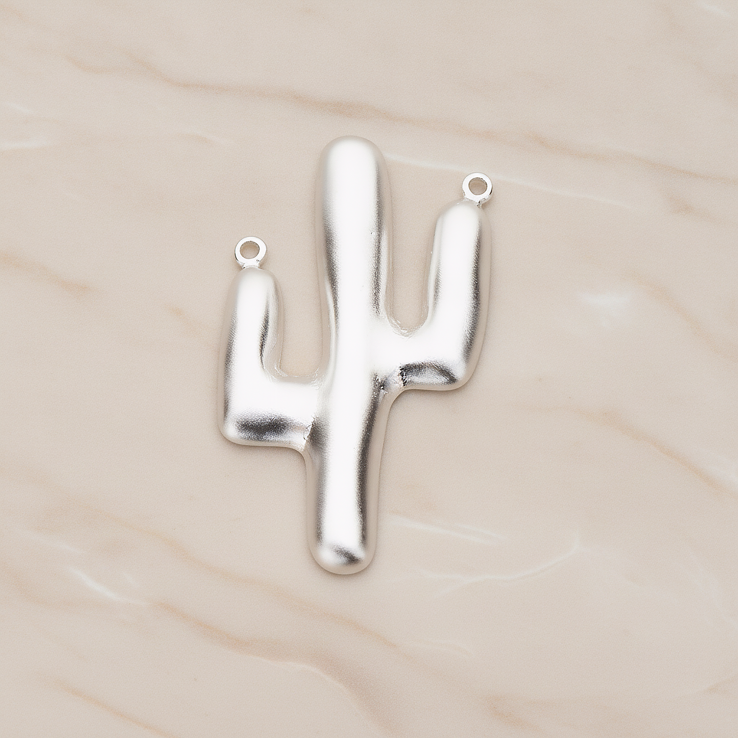 Cactus Pendant, 1 Pc on warm marble background (PD.1154)