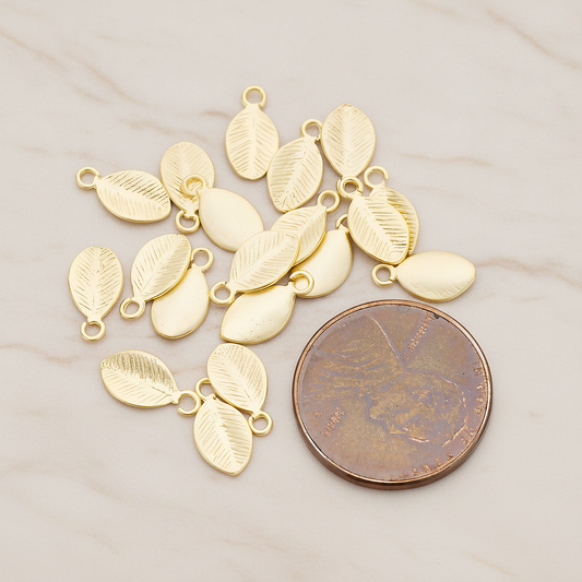 Mini Oval Leaf Pendant, 6 Pc on warm marble background (PD.1208)