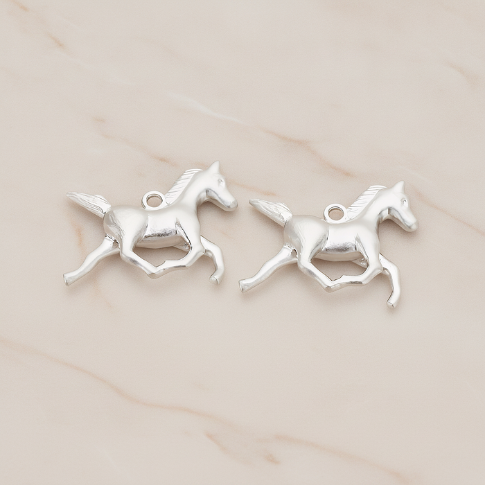 Stallion Horse Pendant, 2 Pc on warm marble background (PD.1209)