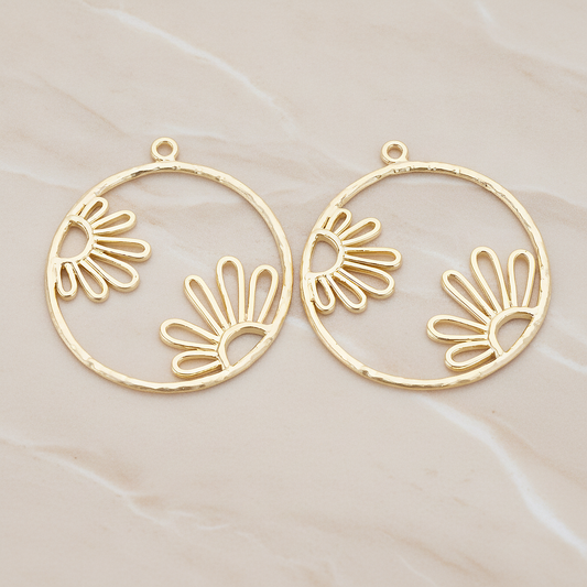 Round Sunflower Pattern Pendant, 2 Pc on warm marble background (PD.1214)