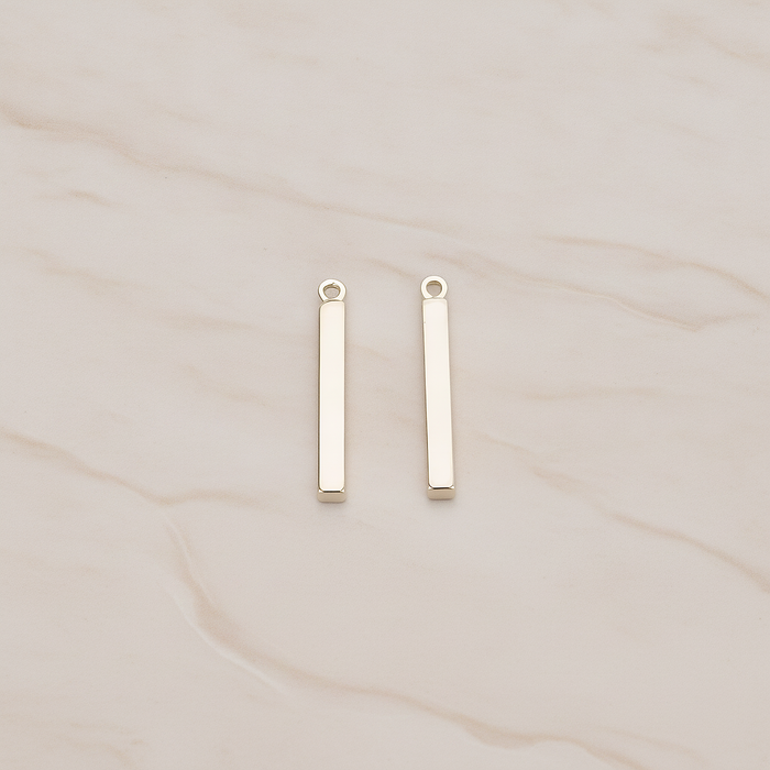 Mini Short Rectangle Bar Pendant, 4 Pc on warm marble background (PD.1228)