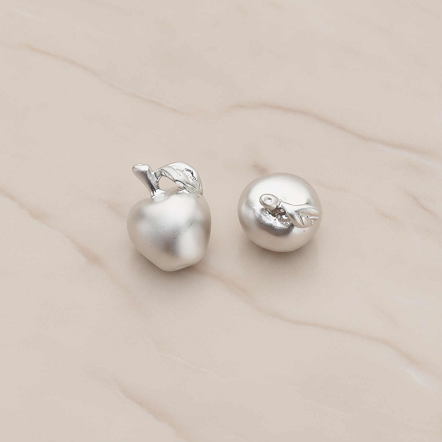 Mini 3D Apple Pendant, 2 Pc on warm marble background (PD.1265)