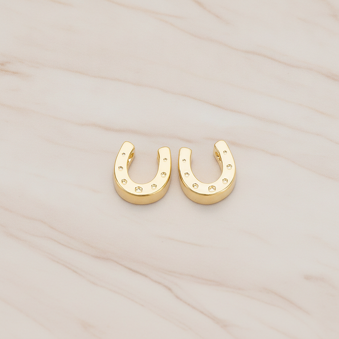 Horse Shoe Ver.2 Pendant, 2 Pc on warm marble background (PD.1311)