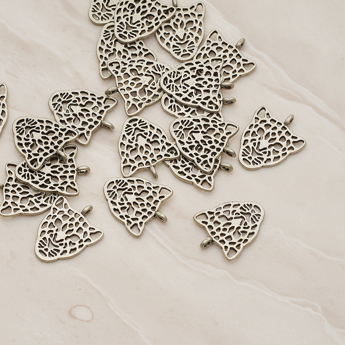 Leopard Mask Pendant, 2 Pc on warm marble background (PD.1369)