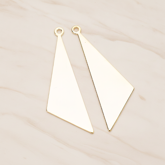 Simple Flat Metal Pad Triangle Pendant, 2 Pc on warm marble background (PD.1419)