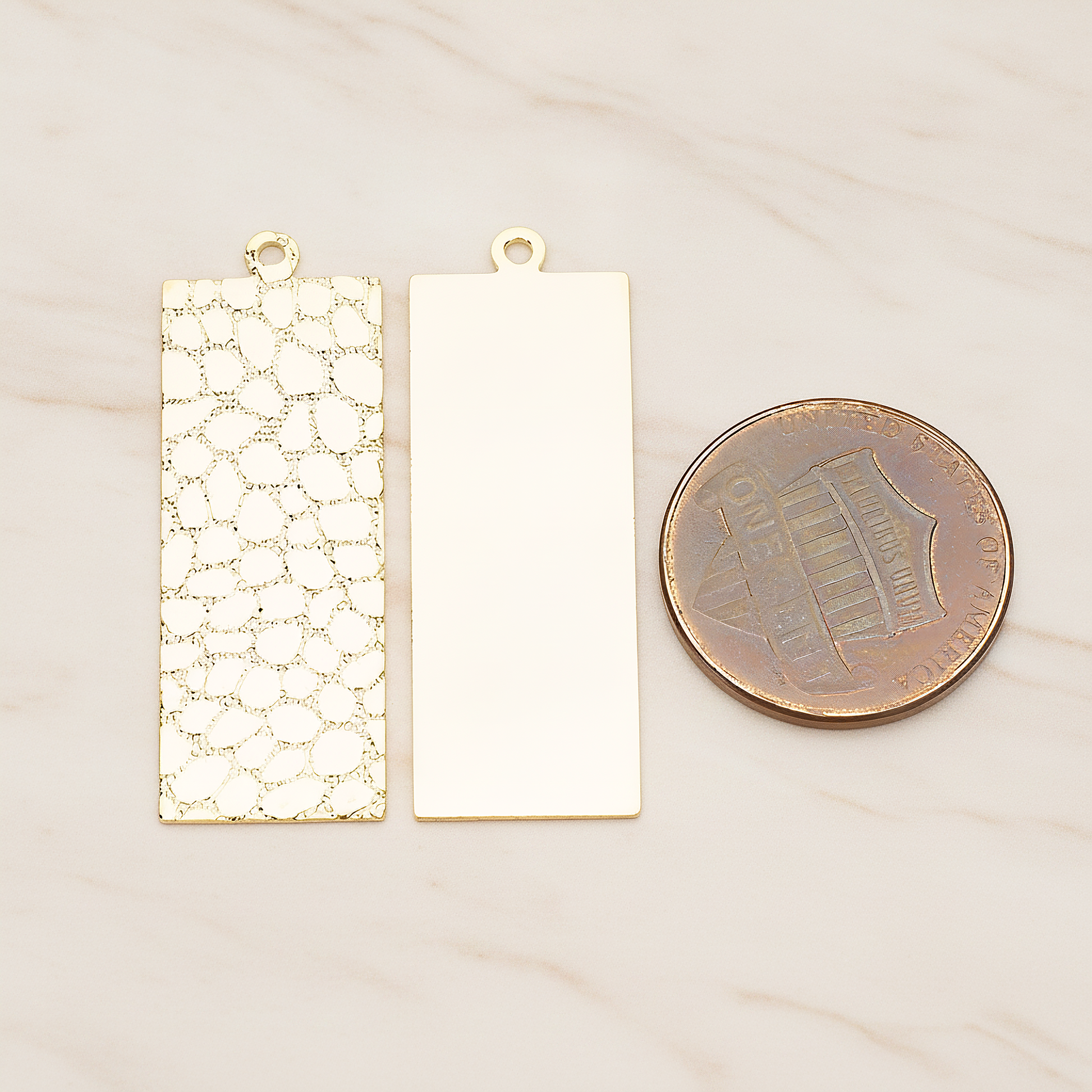 Leopard Pattern Leather Texture Rectangle Pendant, 2 Pc on warm marble background (PD.1422)