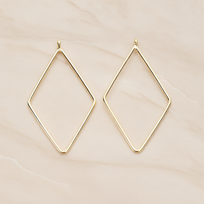 Diamound Square Link Frame Pendant, 2 Pc on warm marble background (PD.1425)
