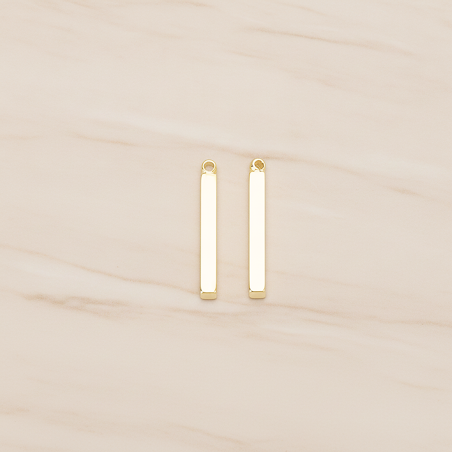 18mm Mini Squre Cube Vertical Bar Pendant, 2 Pc on warm marble background (PD.1431)