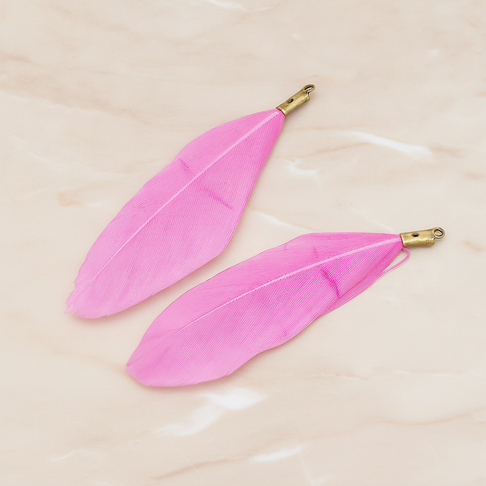 Simple Artificiality Feather Pendant, 2 Pc on warm marble background (PD.1492-02)