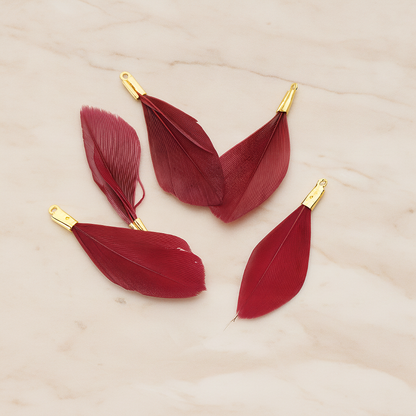 Simple Small Artificiality Feather Pendant, 2 Pc on warm marble background (PD.1492-06)