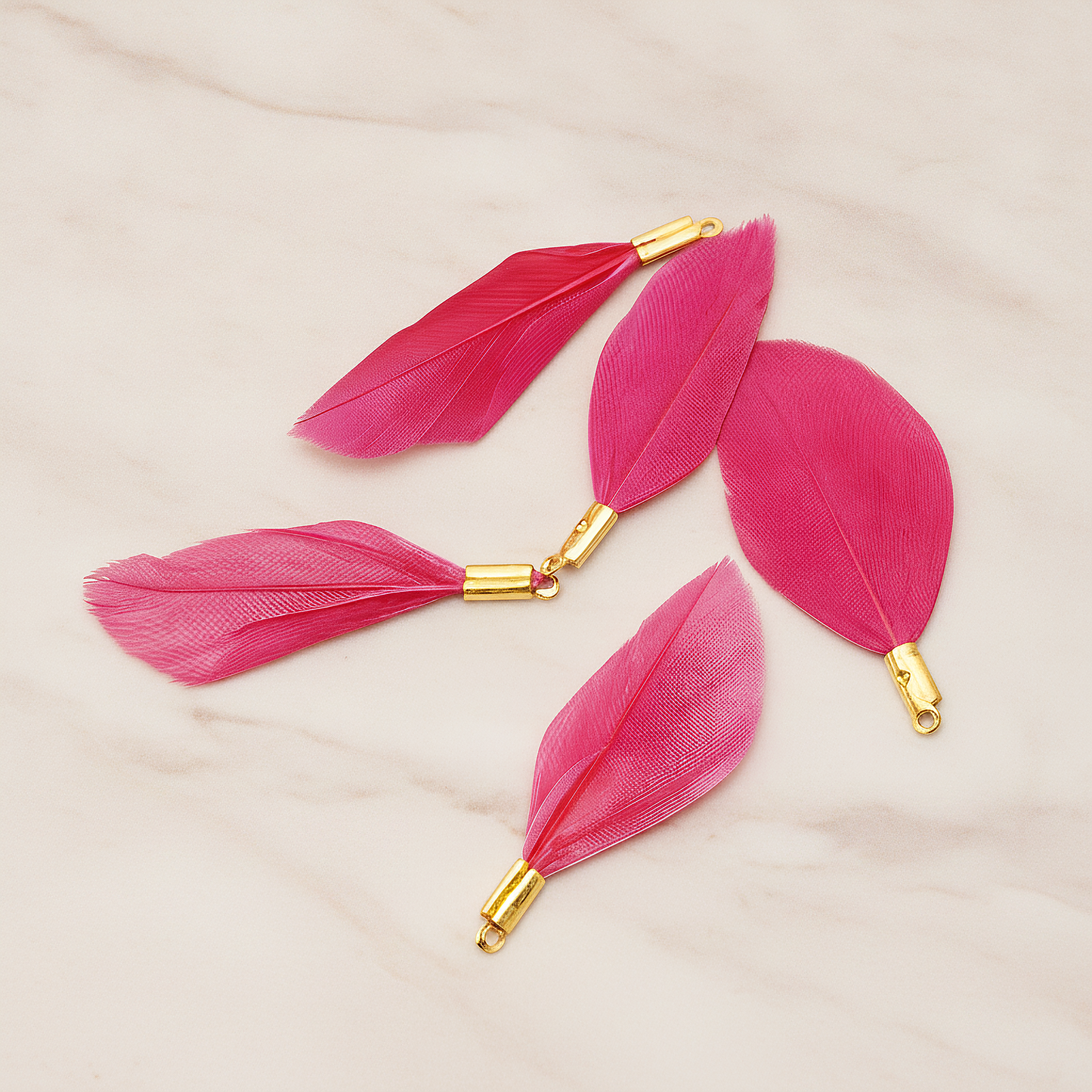 Simple Small Artificiality Feather Pendant, 2 Pc on warm marble background (PD.1492-06)