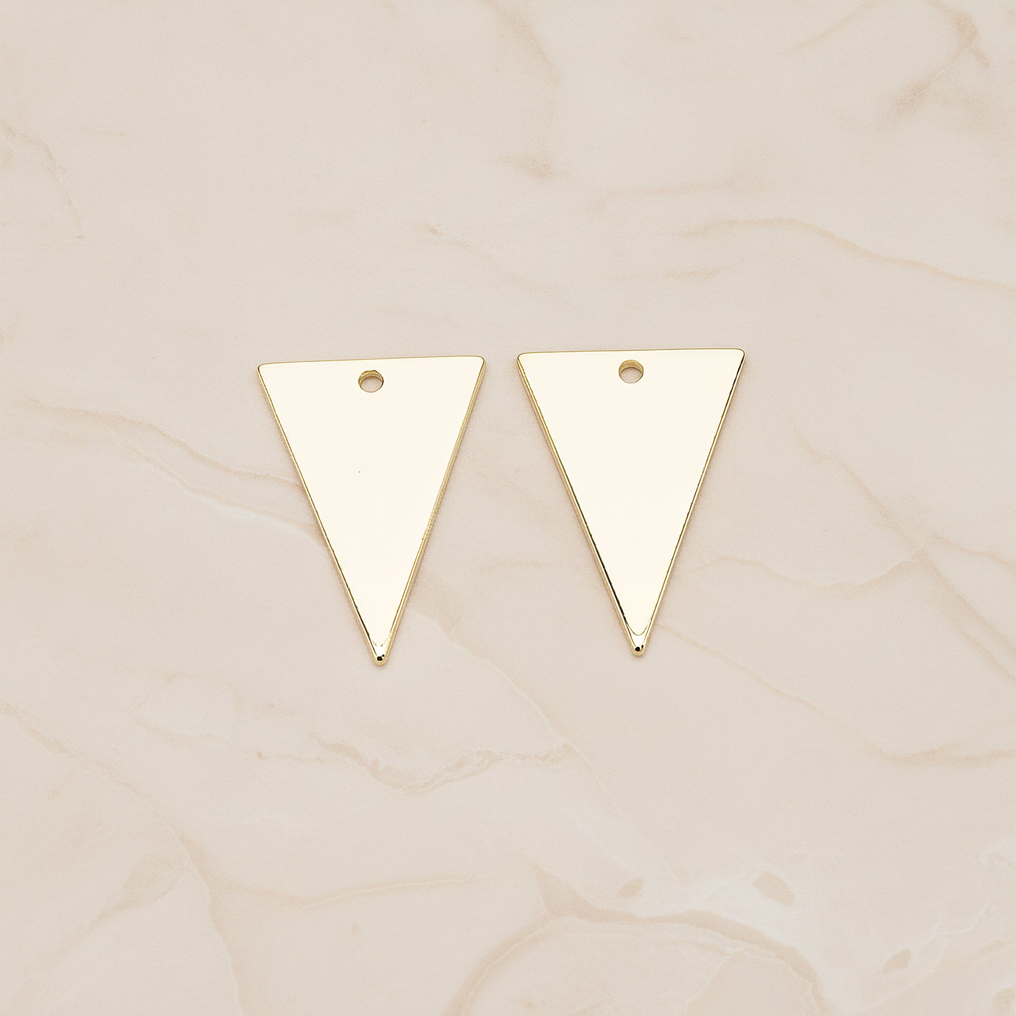 Simple Long Triangle Flag Banner Tag Charm Pendant, 2 Pc on warm marble background (PD.1559-02)