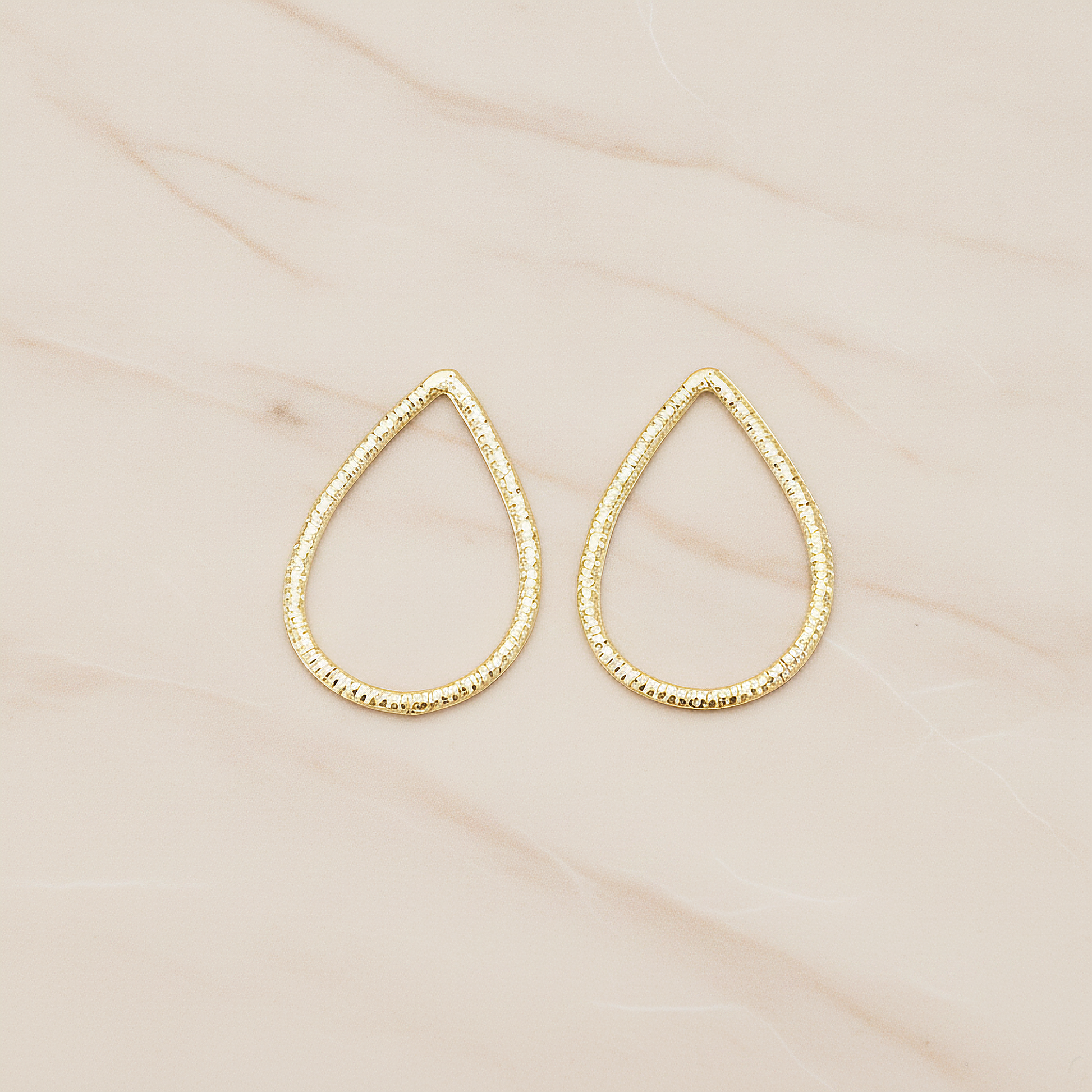 Textured Teardrop Small Link Pendant, 2 Pc on warm marble background (PD.1623-01)