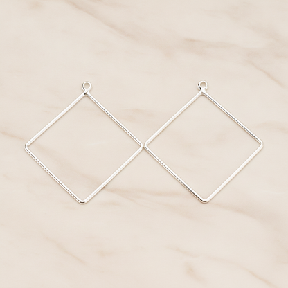 Large Rhombus Link Pendant, 4 Pc on warm marble background (PD.1707-02)