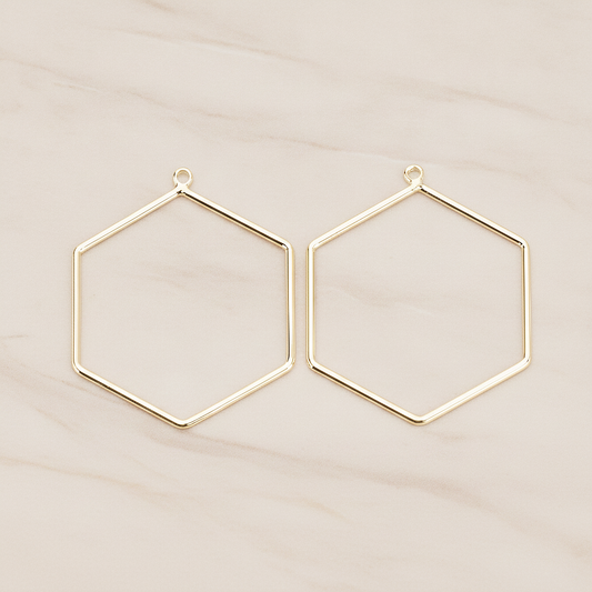 Simple Hexagon Link Pendant, 4 Pc on warm marble background (PD.1708)