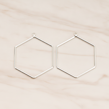 Simple Hexagon Link Pendant, 4 Pc on warm marble background (PD.1708)