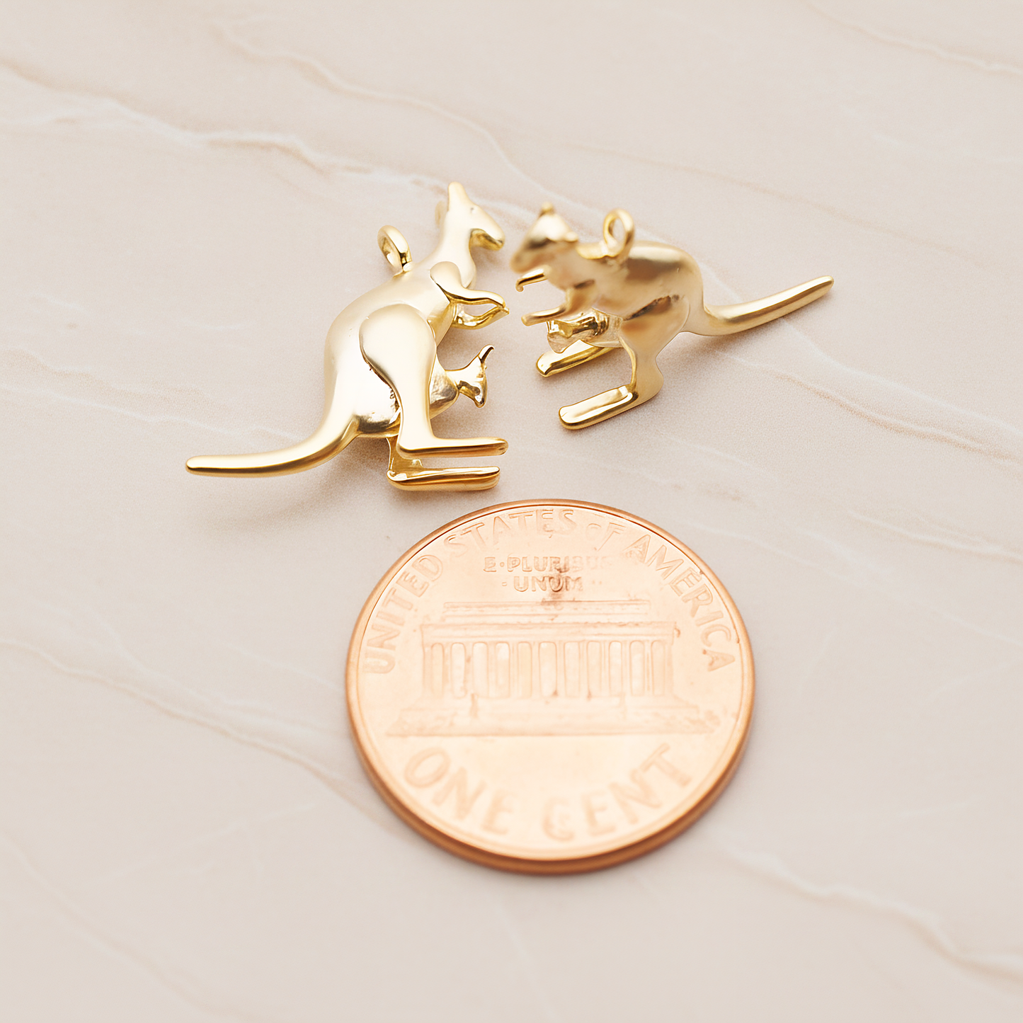 Kangaro Pendant, 2 Pc on warm marble background (PD.1788)