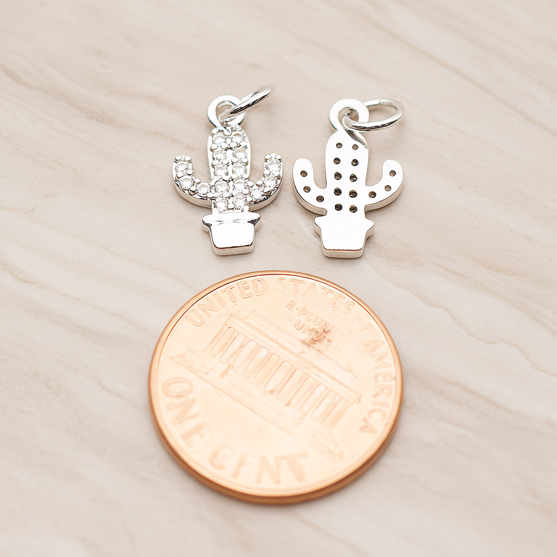 Cubic Cutie Cactus Pendant, 1 Pc on warm marble background (PD.1792)