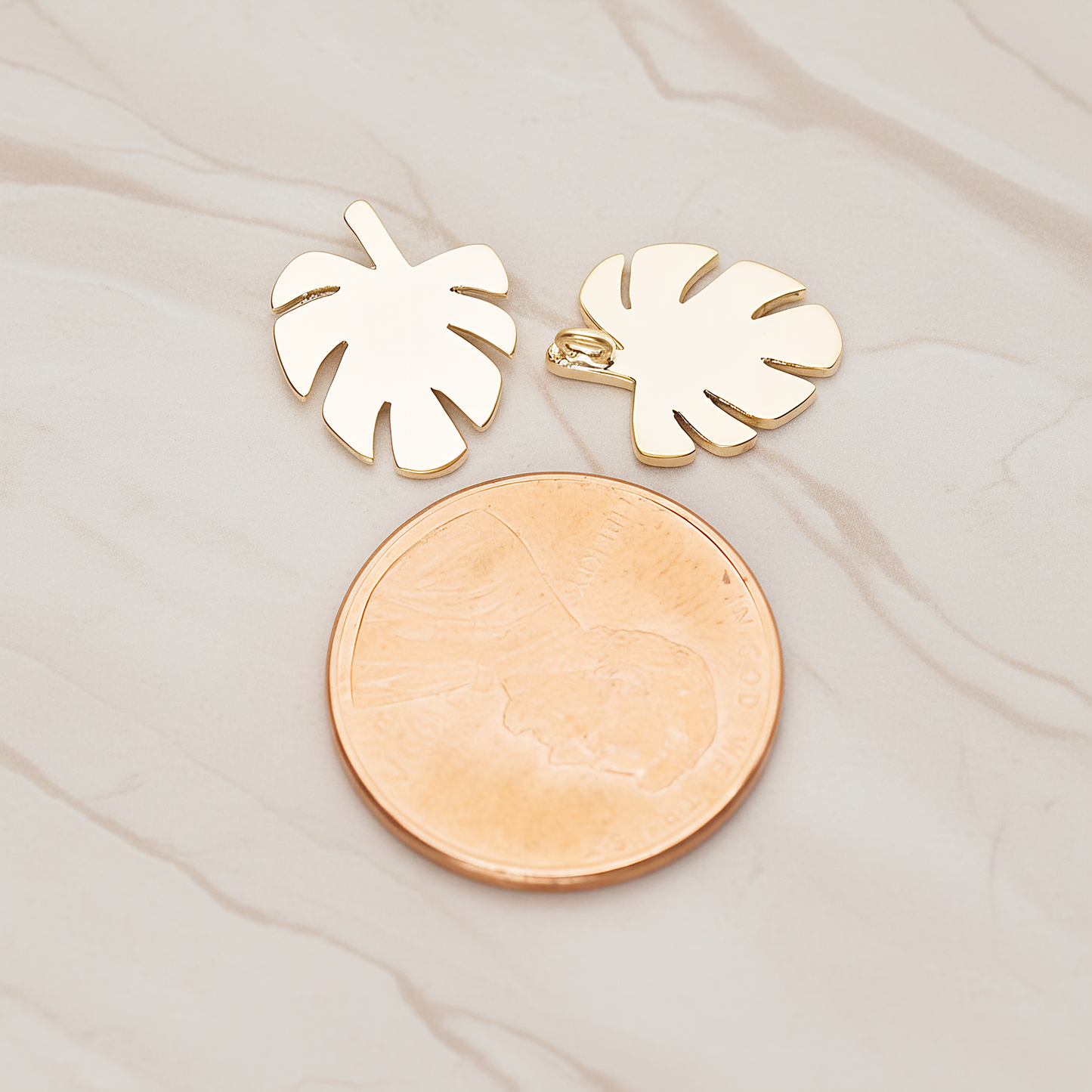 Monstera Leaf Pendant, 2 Pc on warm marble background (PD.1807)