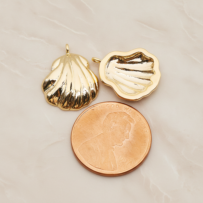 Type 9. Clam Seashell Beads Pendant, 2 Pc on warm marble background (PD.1839)
