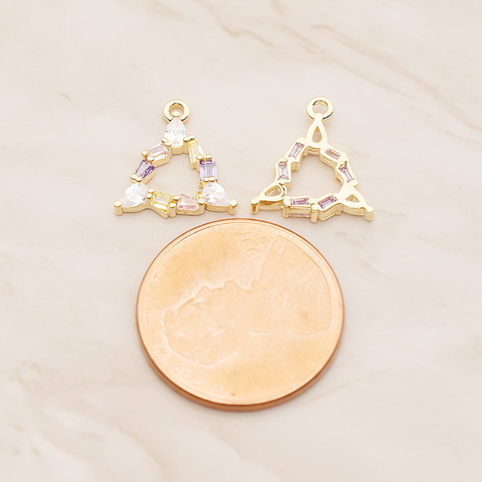 Small Triangle Cubic Pendant, 1 Pc on warm marble background (PD.1844)