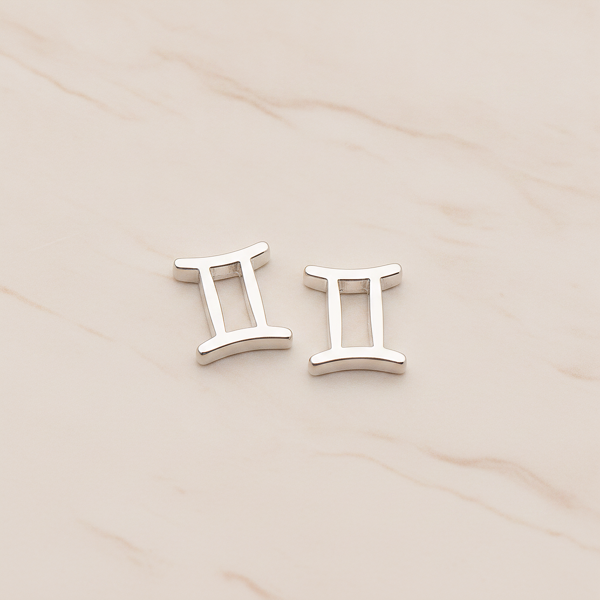Zodiac Sign Pisces Bead Pendant, 2 Pc on warm marble background (PD.1895)