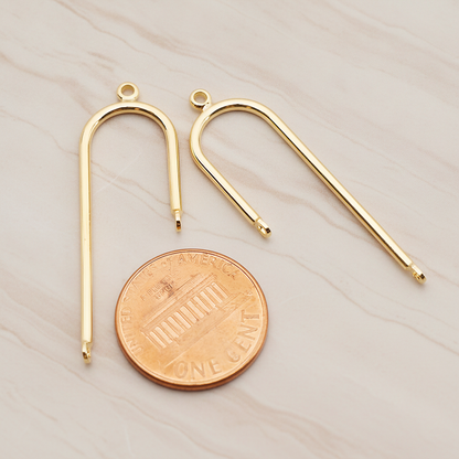 Unbalanced Curved Pendant, 2 Pc on warm marble background (PD.1900)