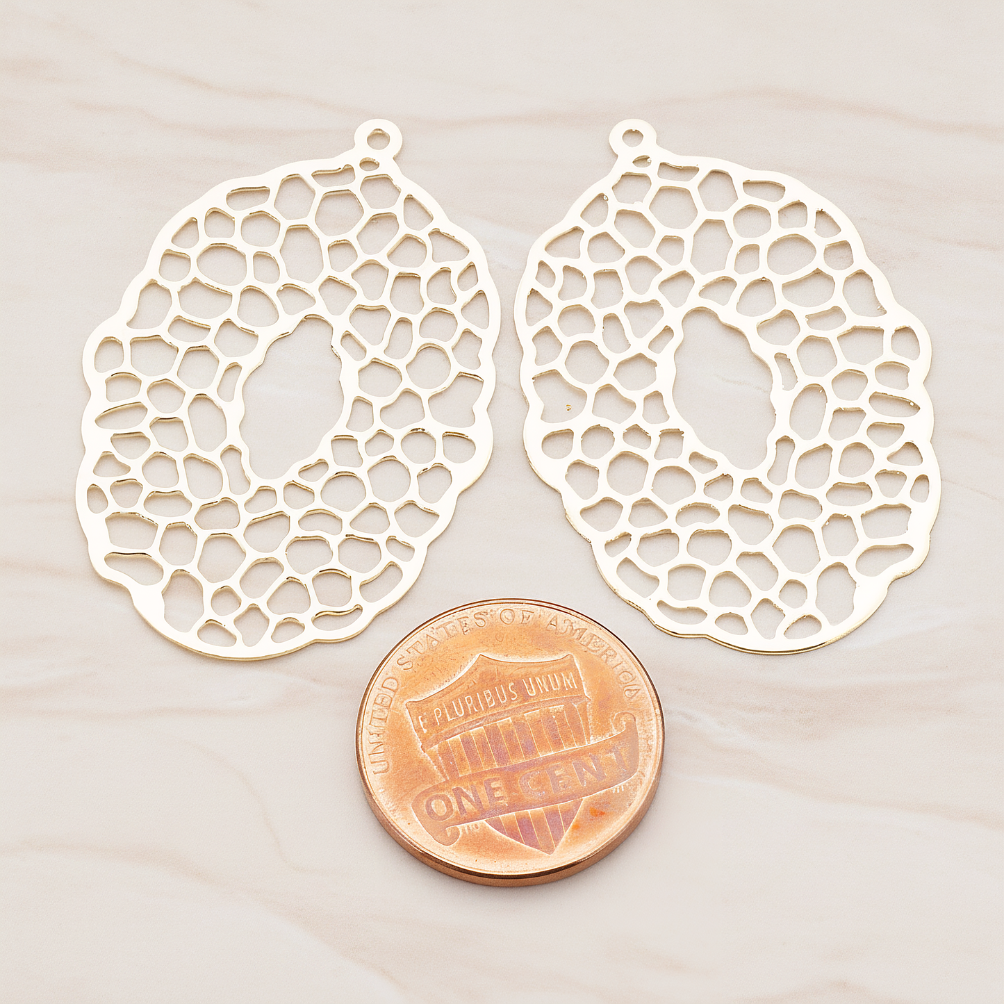 Filigree Oval Pendant, 2 Pc on warm marble background (PD.206)