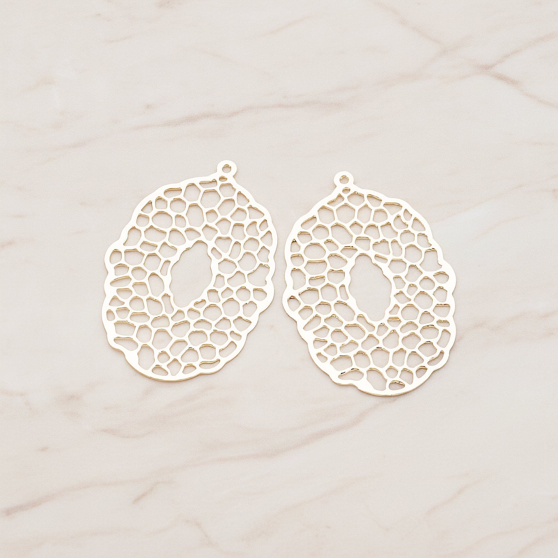 Filigree Oval Pendant, 2 Pc on warm marble background (PD.206)