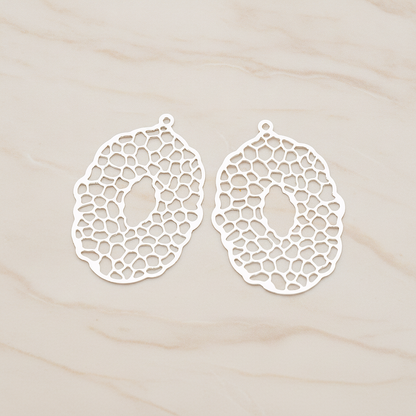 Filigree Oval Pendant, 2 Pc on warm marble background (PD.206)