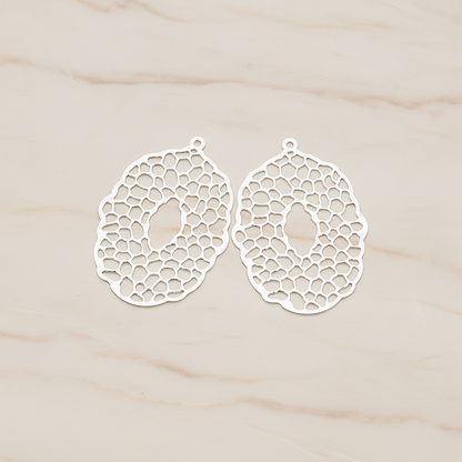 Filigree Oval Pendant, 2 Pc on warm marble background (PD.206)