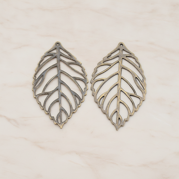 MEDIUM Leaf Pendant, 4 Pc on warm marble background (PD.210-02)