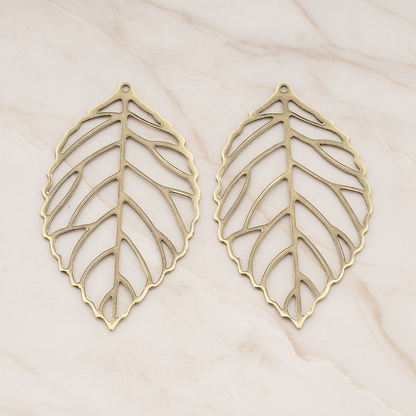 LARGE Leaf Pendant, 4 Pc on warm marble background (PD.210-03)
