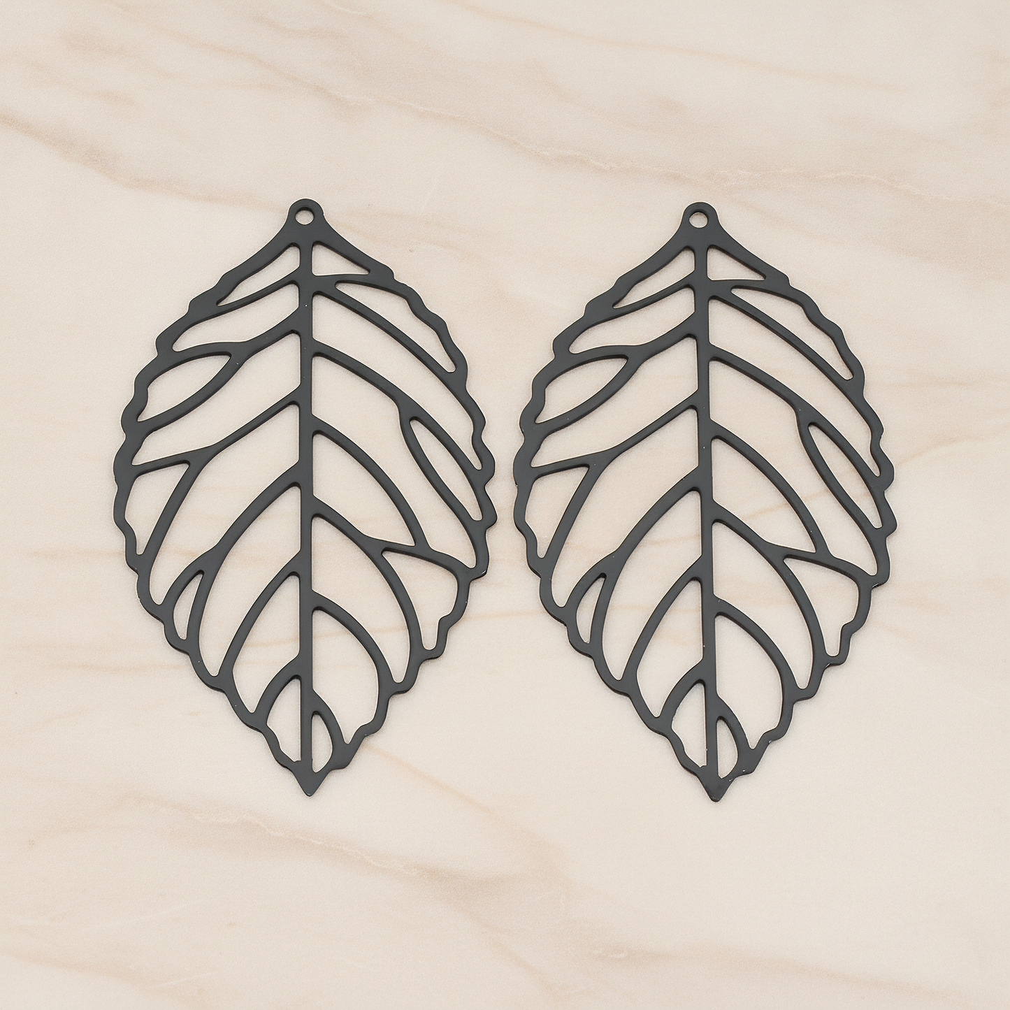 LARGE Leaf Pendant, 4 Pc on warm marble background (PD.210-03)