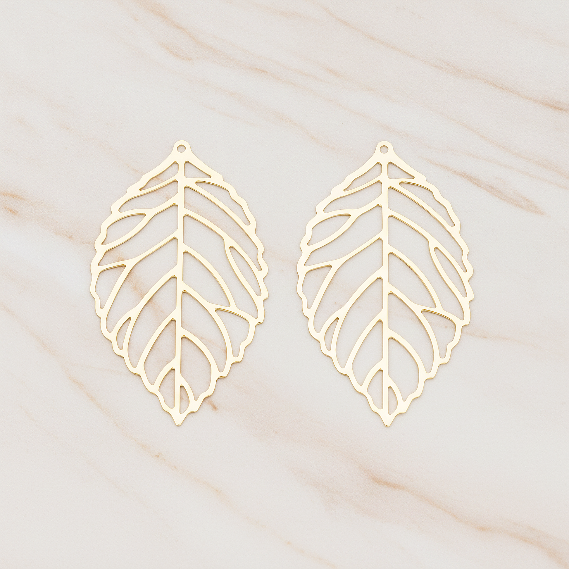 LARGE Leaf Pendant, 4 Pc on warm marble background (PD.210-03)