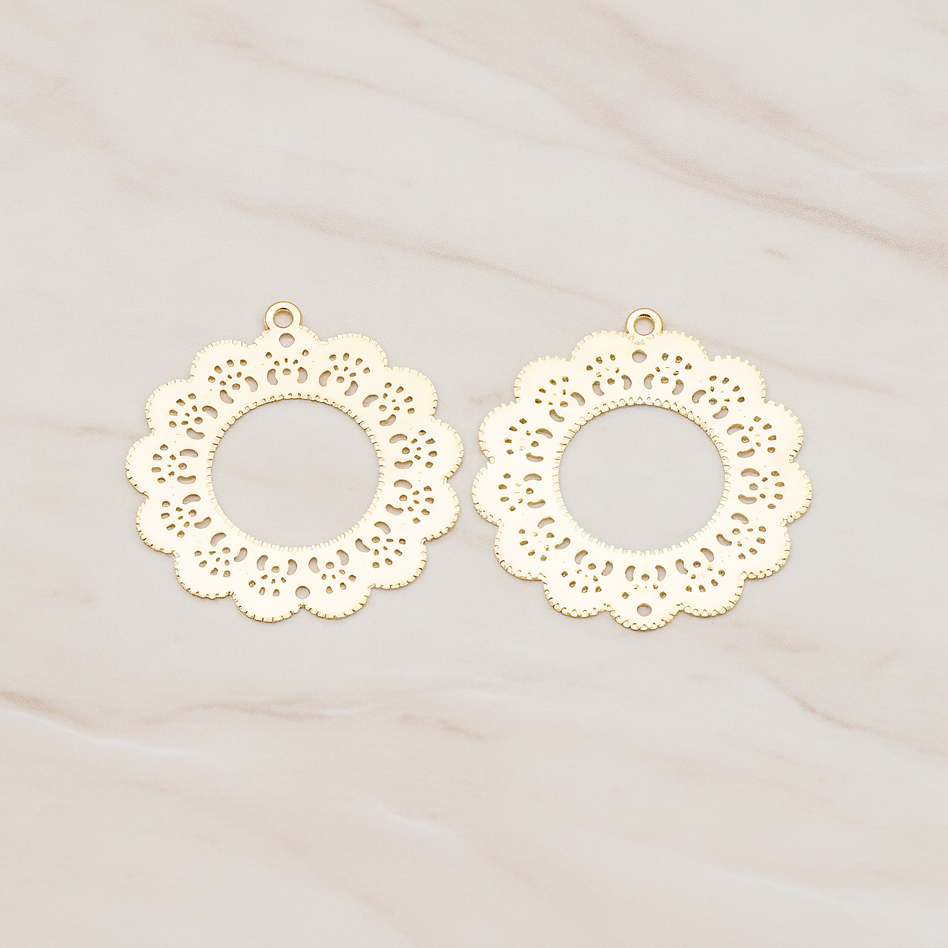 Filigree Round Floral Pendant, 4 Pc on warm marble background (PD.218)