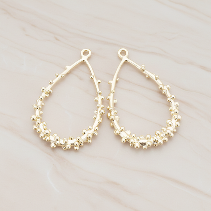 Dotted Teardrop Pendant, 2 Pc on warm marble background (PD.276)